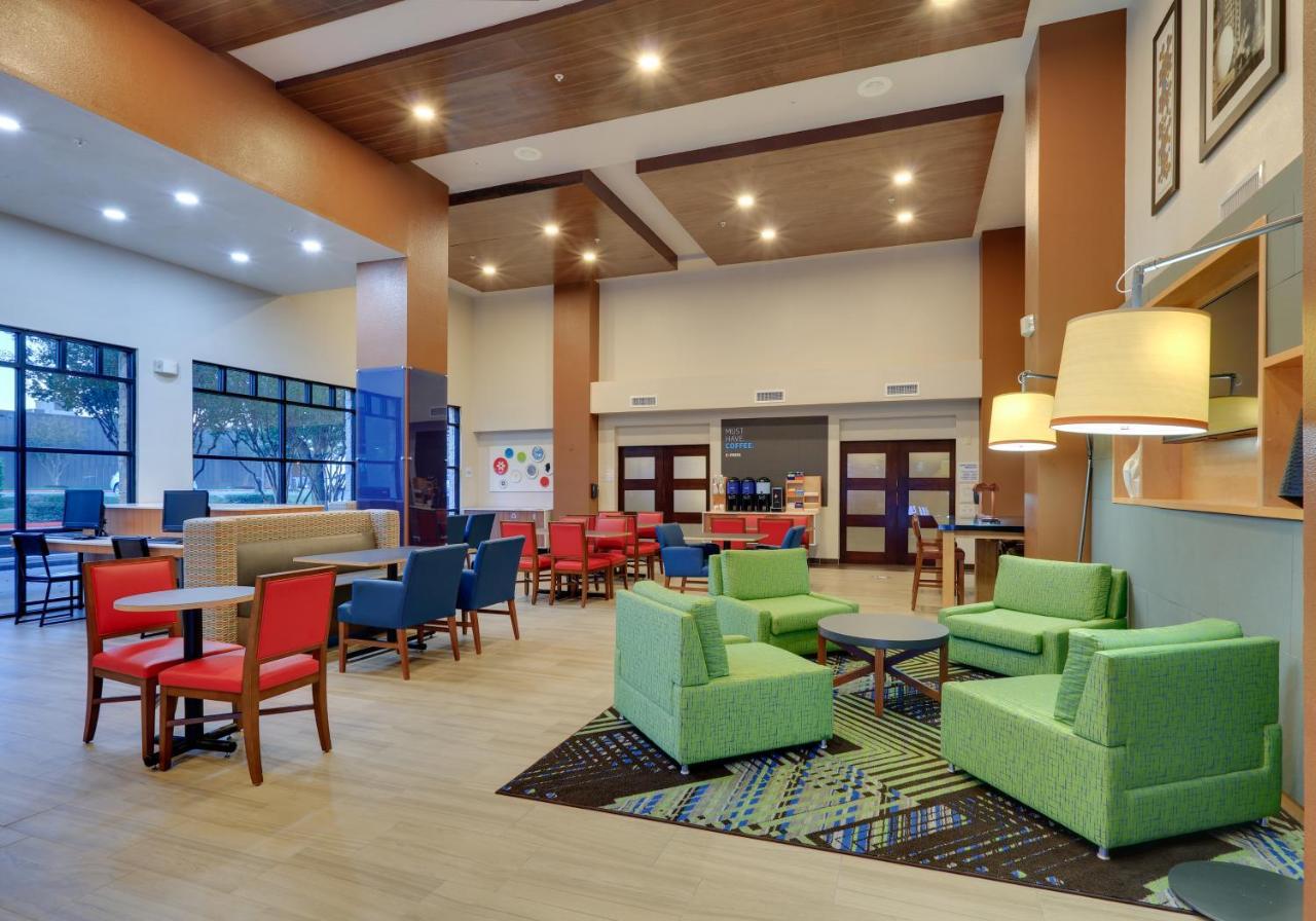 Hotel Express & - Austin - By Ihg Round Rock